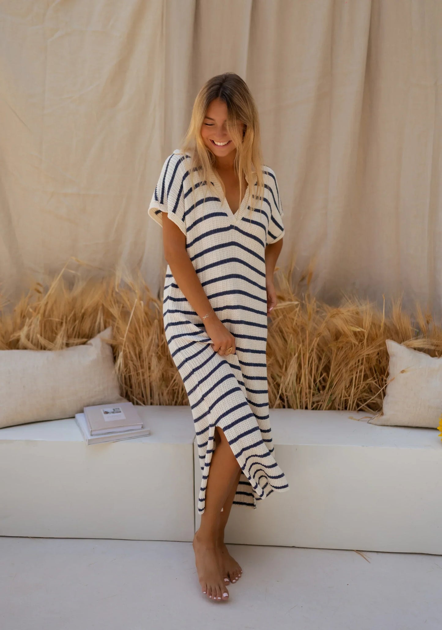 SELINA I GESTREIFTES MIDI-KLEID